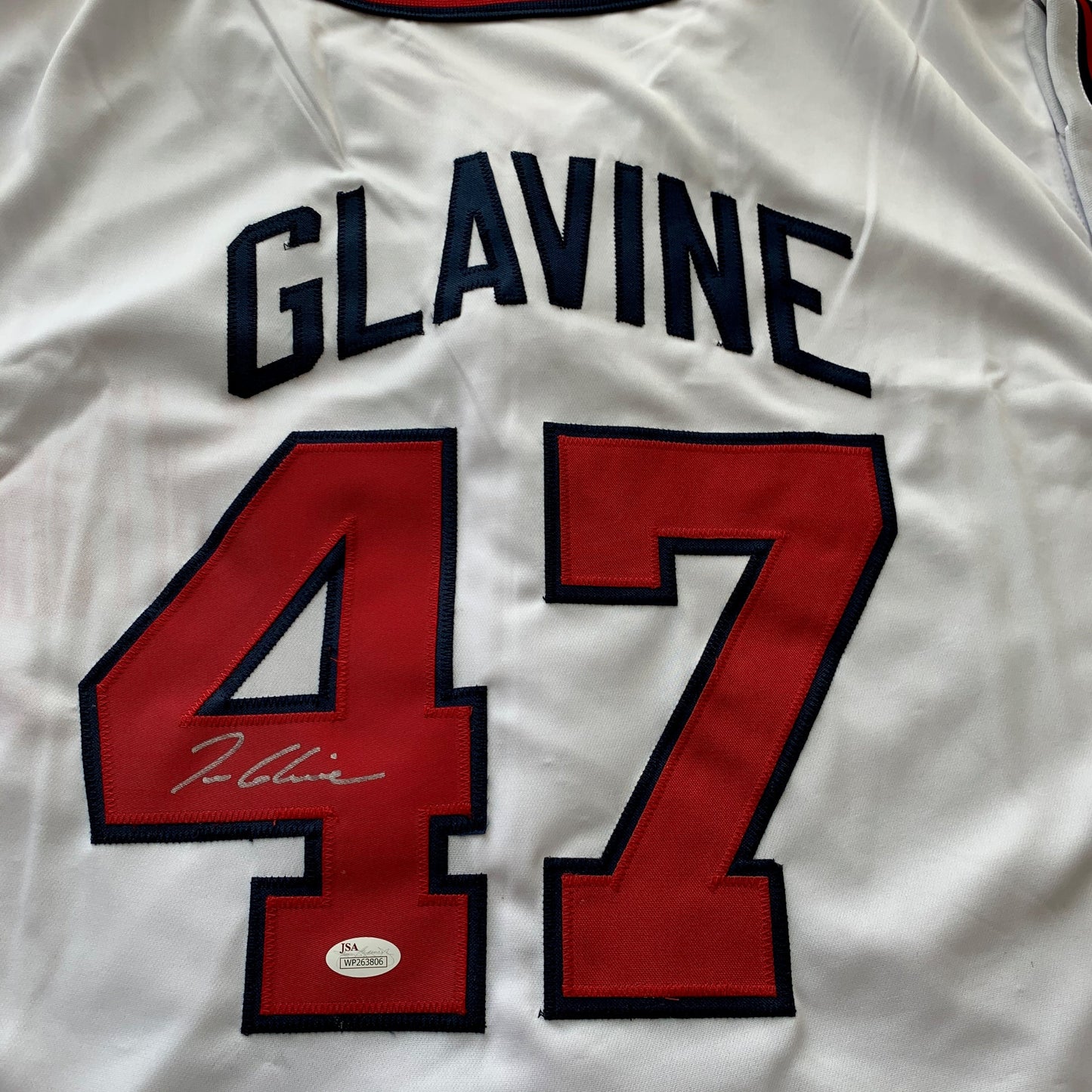 Tom Glavine autographed jersey MLB Atlanta Braves JSA COA CY Young WS MVP