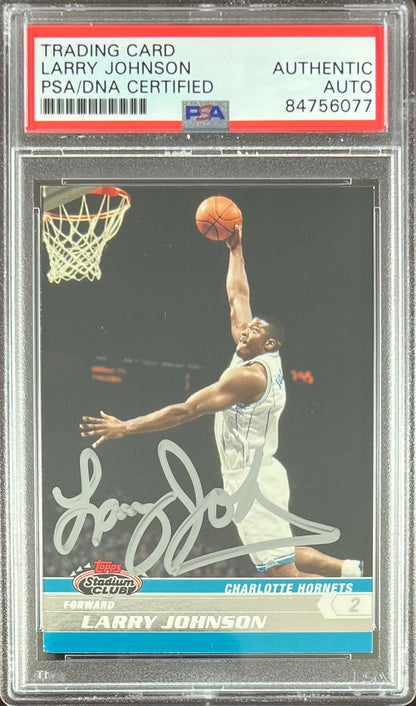 Larry Johnson auto 2007 Topps #81 card Charlotte Hornets PSA Encapsulated